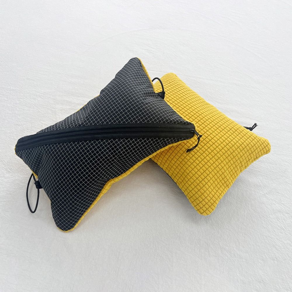 2-in-1枕収納バッグ レトロカラー 超軽量 メイクアップ - Camp Pillow Compressible のレビューと価格